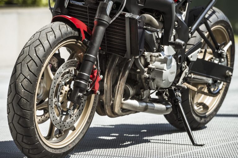 16 NEC Yamaha FZ6 Red Cheek