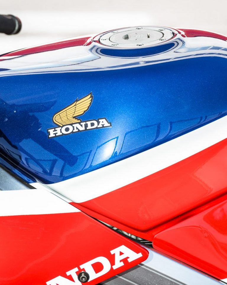 27 NEC Honda VFR HRC Tribute